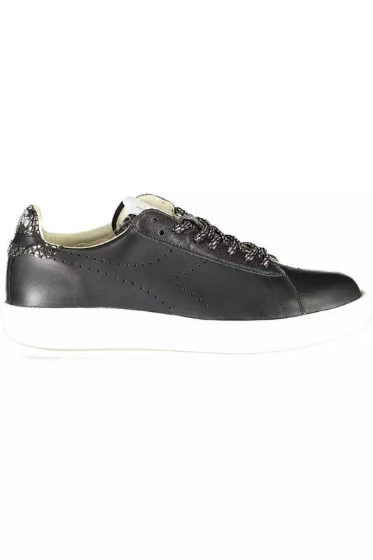 Chic Contrast Sole Lace-Up Sneakers