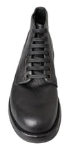 Equisite Lace-Up Leather Boots